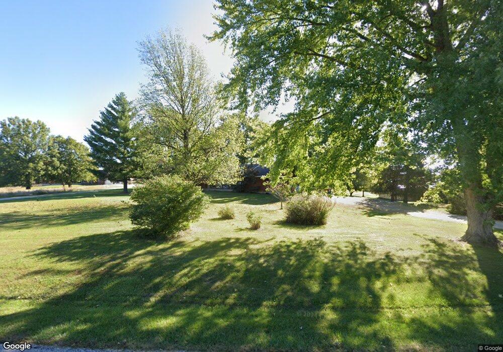 1305 Southwind Dr, Raymore, MO 64083 - photo 1