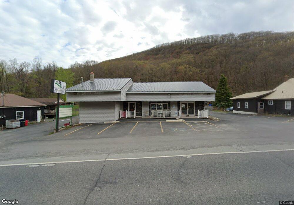 542 Wildcat Rd, Olyphant, PA 18447 - photo 1