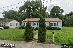 625 Bee St, Smithfield, VA 23430