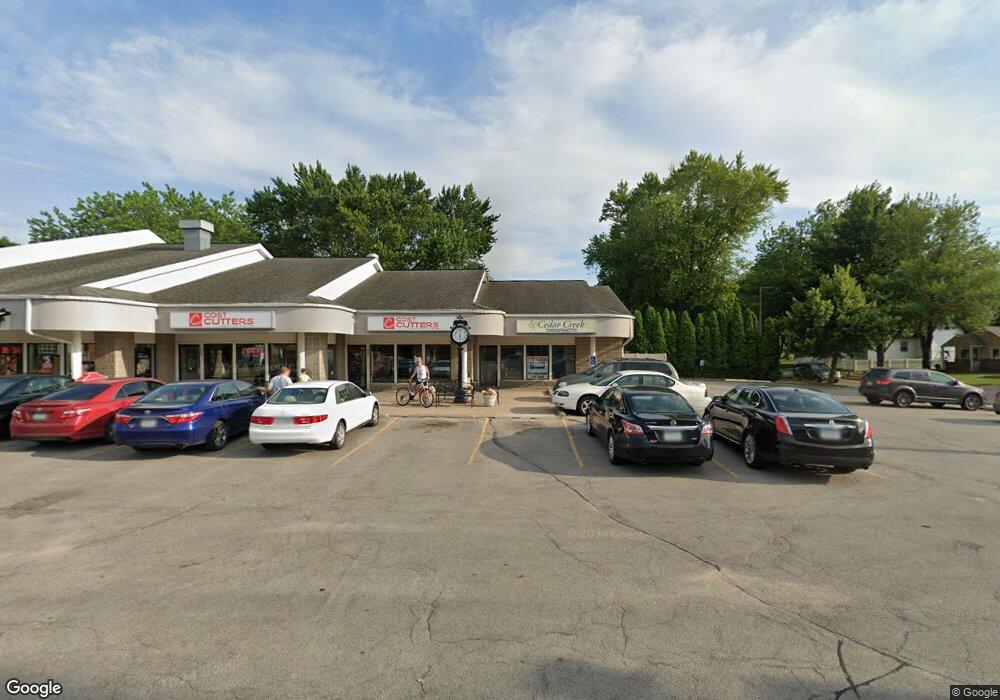 3301 Mt Vernon Rd, Cedar Rapids, IA 52403 - photo 1