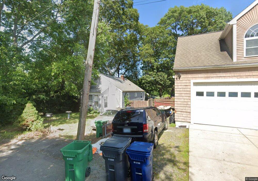 102 Wendell Rd, Warwick, RI 02888 - photo 1