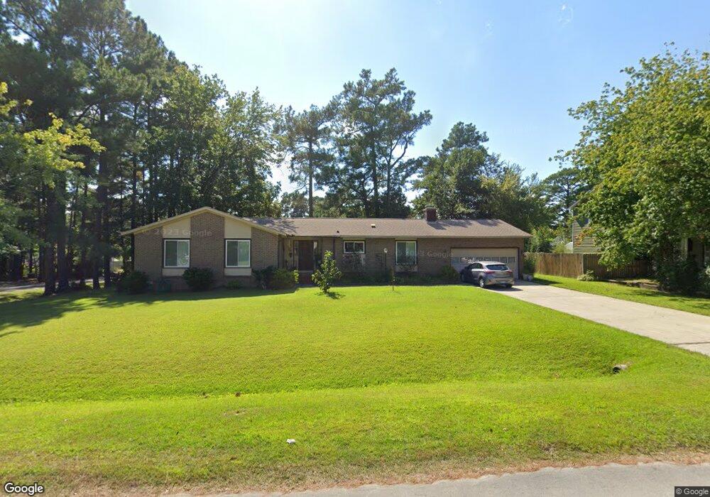 401 Scotsdale Dr, Jacksonville, NC 28546 - photo 1
