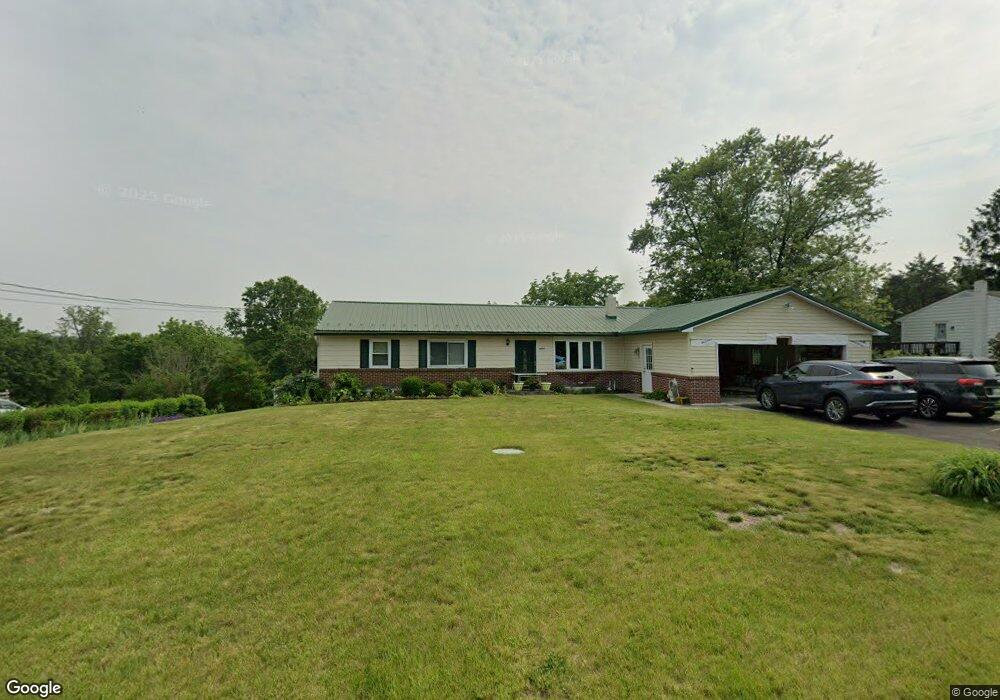 4266 Dixie Ave, Chambersburg, PA 17202 - photo 1