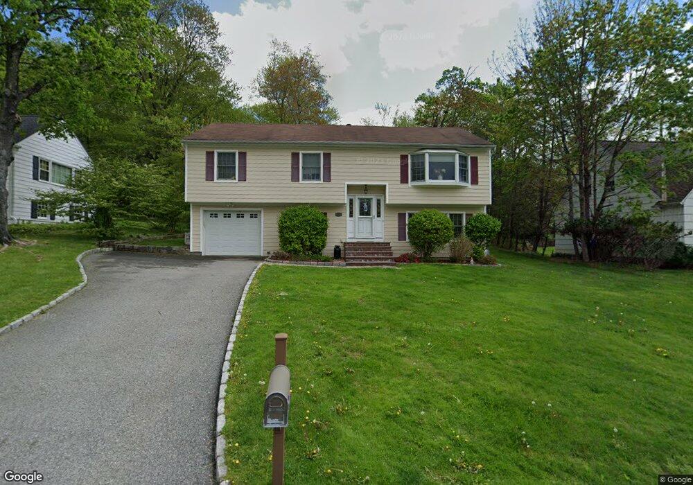 47 Leland Ave, Pleasantville, NY 10570 - photo 1