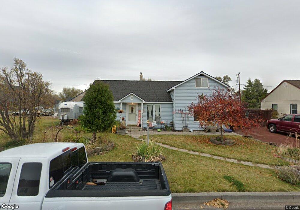 218 SW 12th St, Redmond, OR 97756 - photo 1