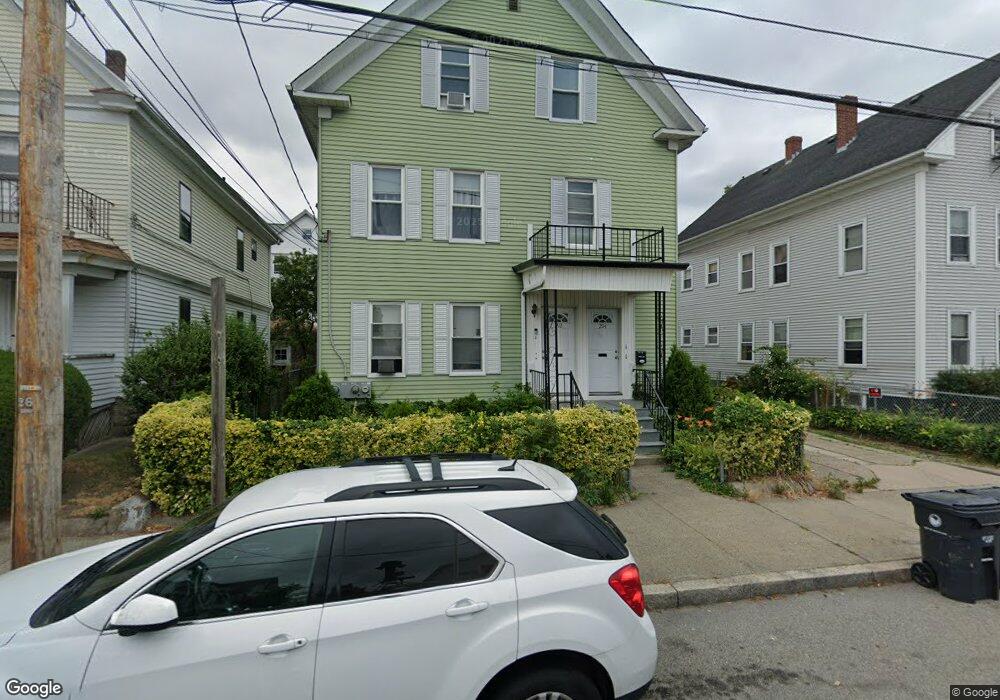 292 Prospect St unit 2, Pawtucket, RI 02860 - photo 1