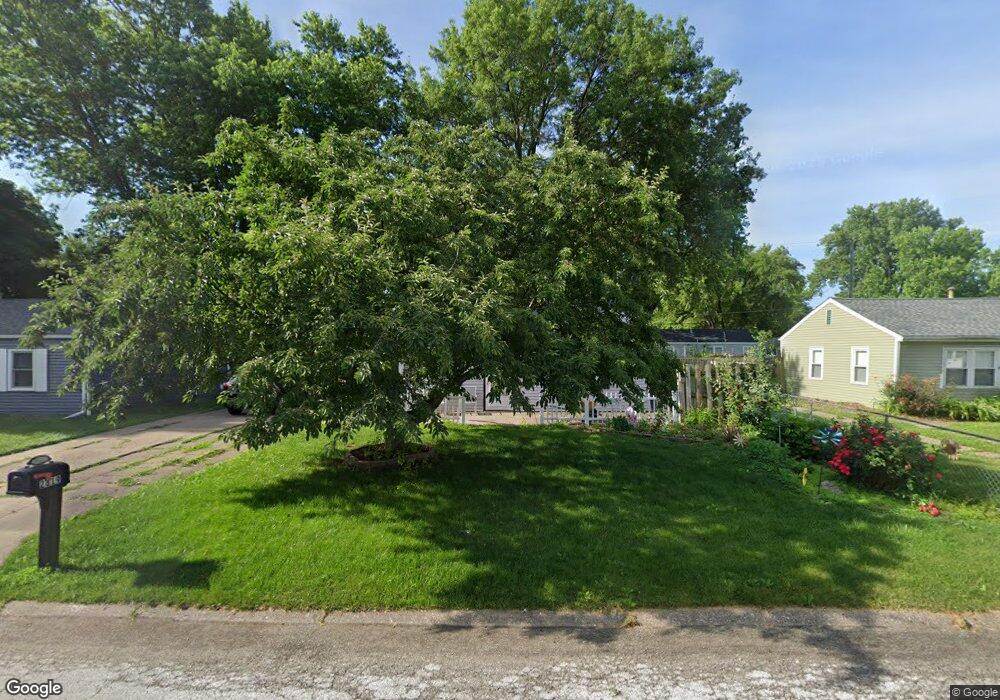 2819 W 71st St, Davenport, IA 52806 - photo 1