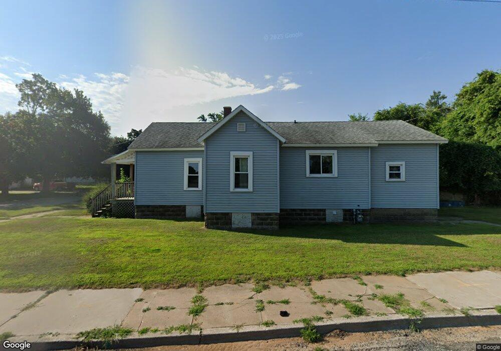 1025 16th St, Menominee, MI 49858 - photo 1