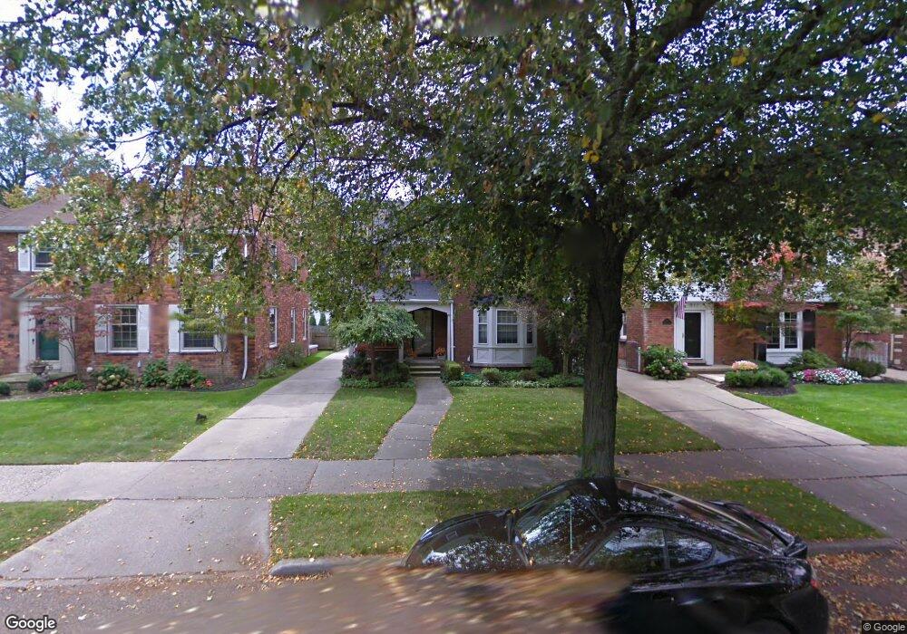 315 Mcmillan Rd, Grosse Pointe Farms, MI 48236 - photo 1