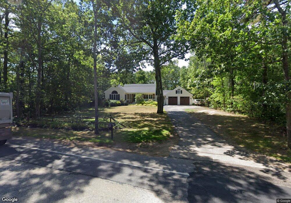 190 Chestnut Hill Rd, Rochester, NH 03867 - photo 1