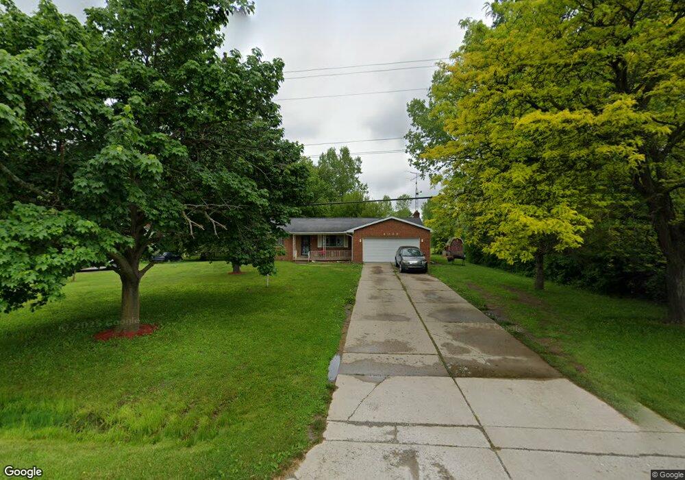 4068 W Carpenter Rd, Flint, MI 48504 - photo 1