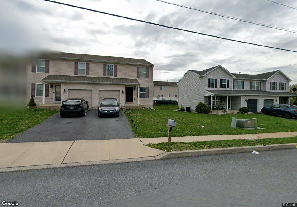 2805 Mannerchor Rd, Temple, PA 19560 - photo 1