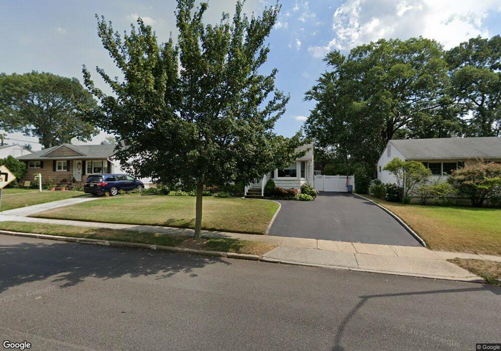 819 Herman Ave, Franklin Square, NY 11010 - photo 1