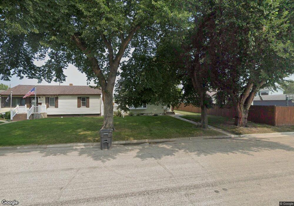 409 10th Ave SE, Jamestown, ND 58401 - photo 1