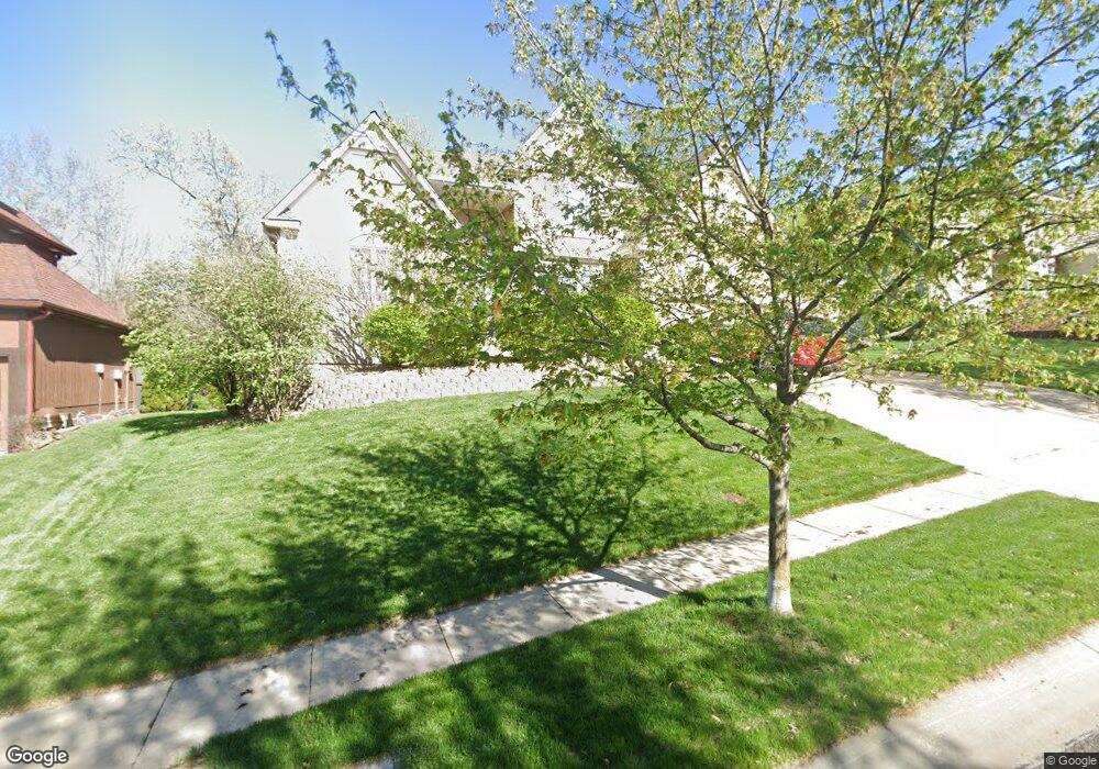 7641 Alden Rd, Shawnee, KS 66216 - photo 1