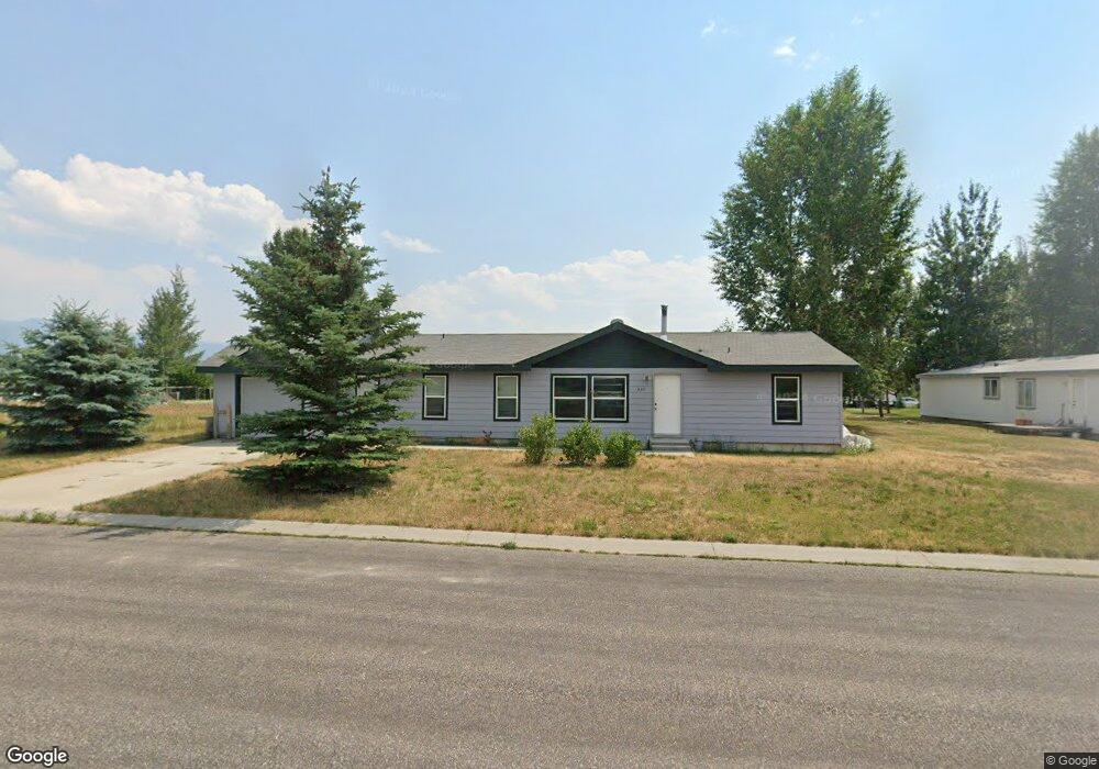 200 Garnett Ave, Driggs, ID 83422 - photo 1