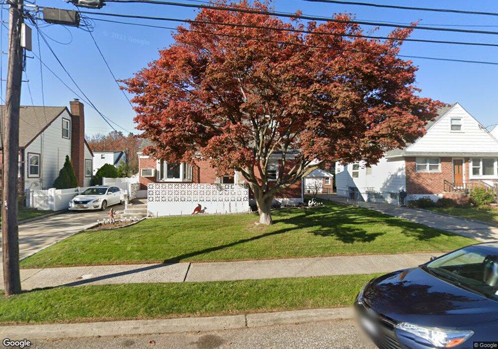 128 Catherine Ave, Franklin Square, NY 11010 - photo 1