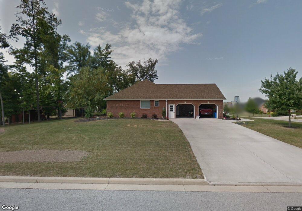 1603 Pinehurst Dr, Findlay, OH 45840 - photo 1