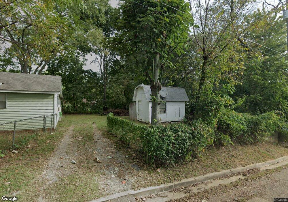 418 E Locust St, Durant, OK 74701 - photo 1