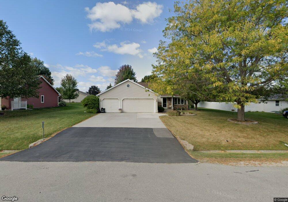 N9599 Golden Way, Appleton, WI 54915 - photo 1