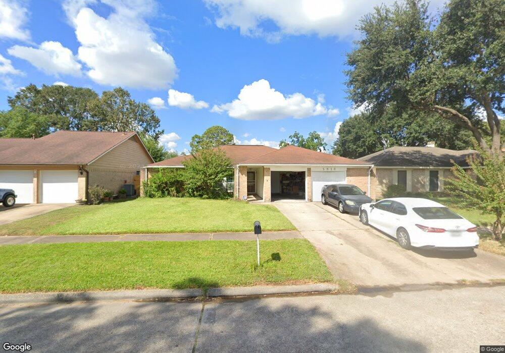 5810 Longforest Dr, Houston, TX 77088 - photo 1