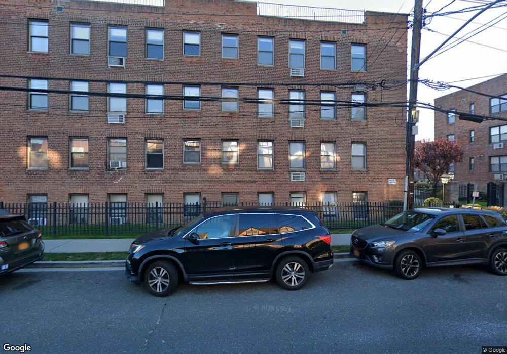 1 Jefferson Ave unit H-3, Rockville Centre, NY 11570 - photo 1