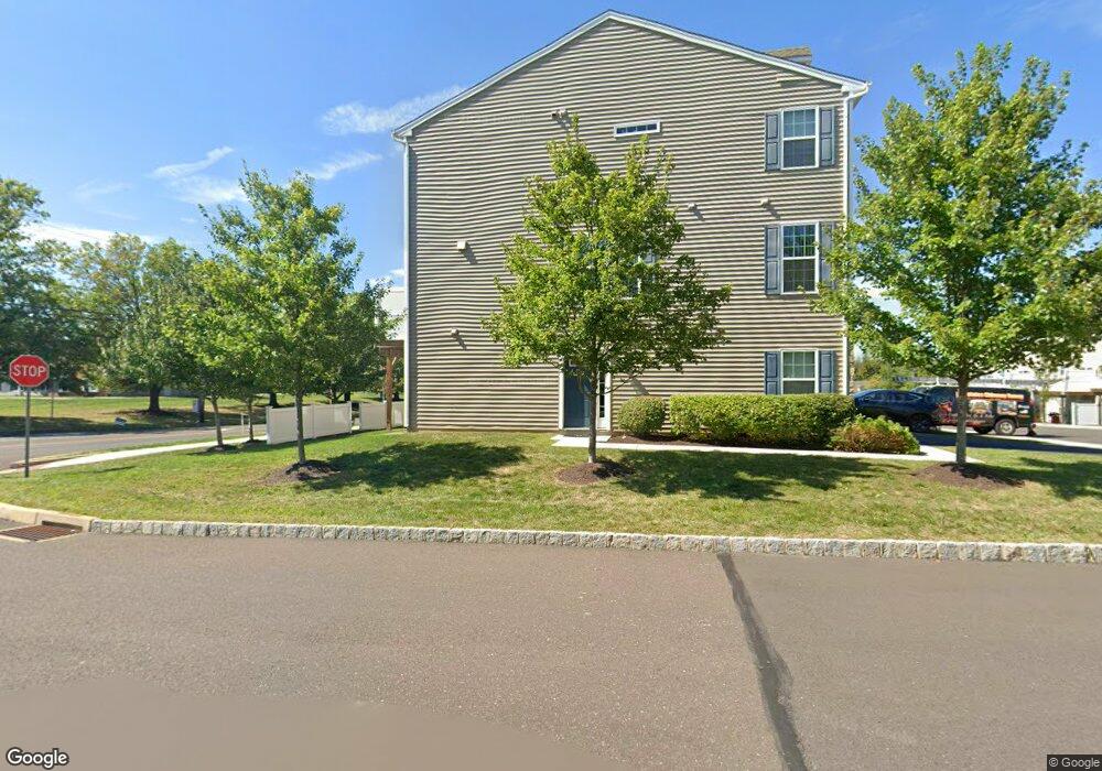 1061 Chapman Cir, Hatfield, PA 19440 - photo 1