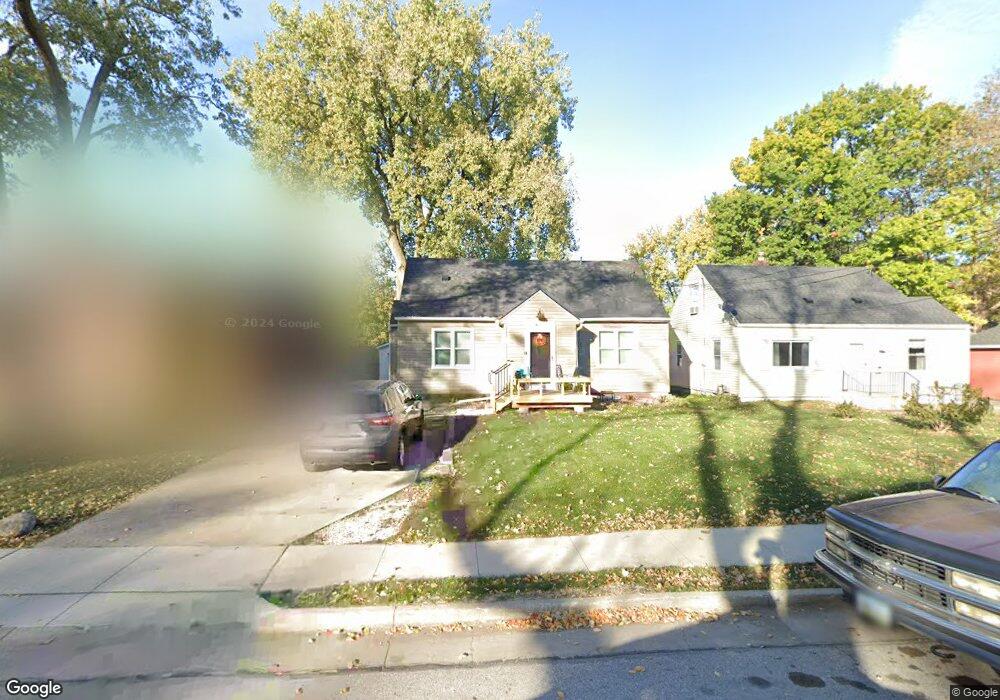 2608 44th St, Des Moines, IA 50310 - photo 1