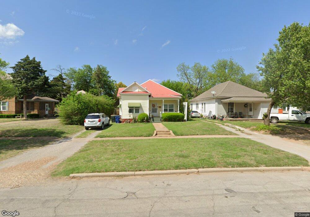 1011 W Chestnut Ave, Duncan, OK 73533 - photo 1