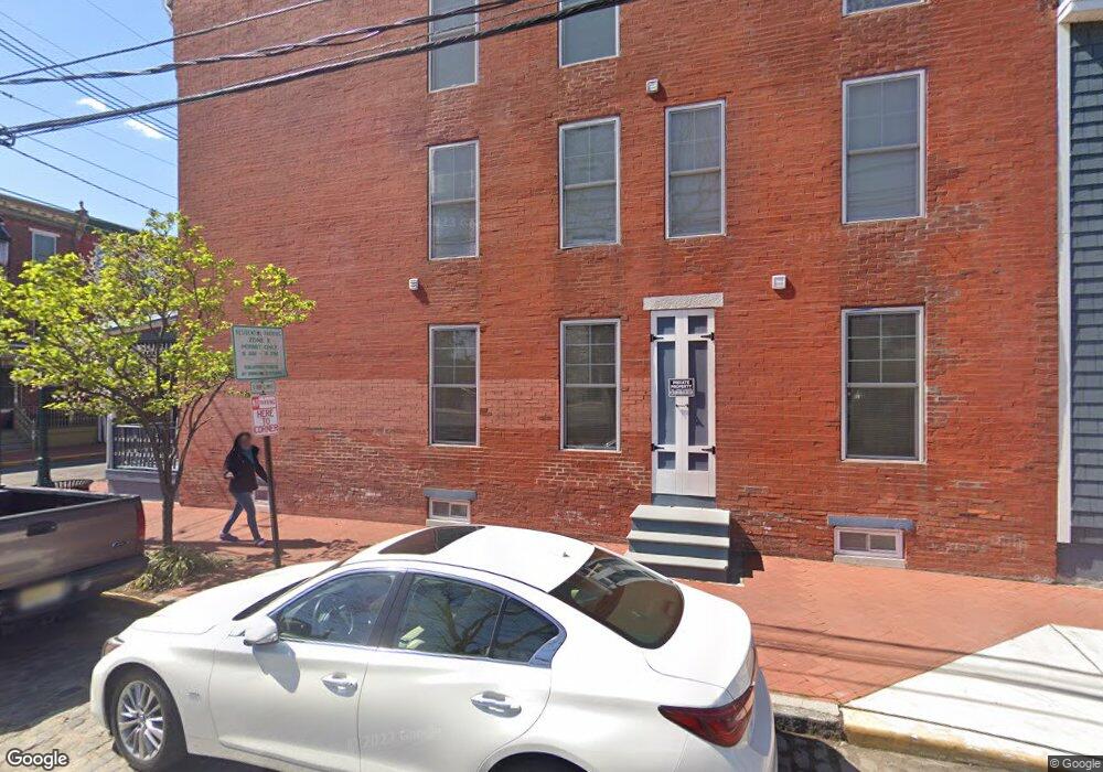 657 Washington St, Camden, NJ 08103 - photo 1