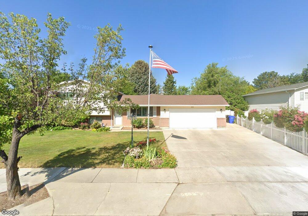 8048 Laguna Dr, West Jordan, UT 84088 - photo 1