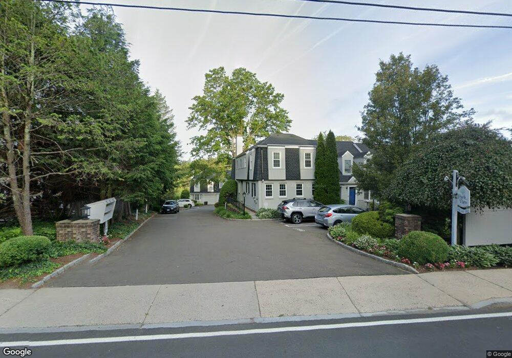 193 Park St unit 4, New Canaan, CT 06840 - photo 1