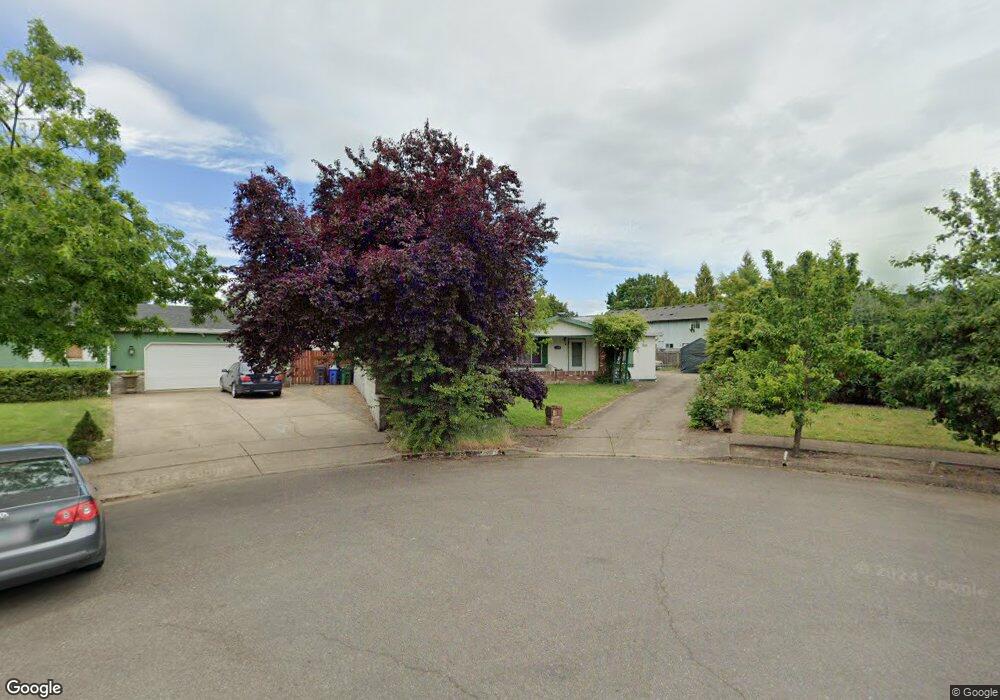 1220 Bramblewood Ln, Eugene, OR 97404 - photo 1