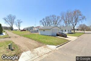 305 5th Ave S, Brownton, MN 55312
