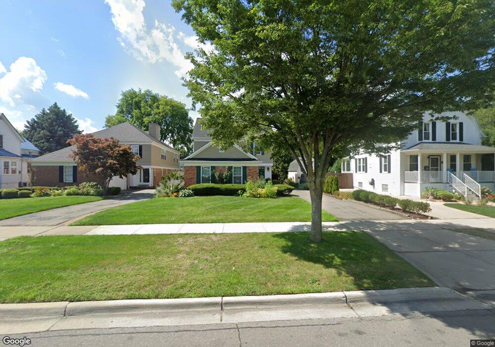 747 Saint Clair St unit Bldg-Unit, Grosse Pointe, MI 48230 - photo 1