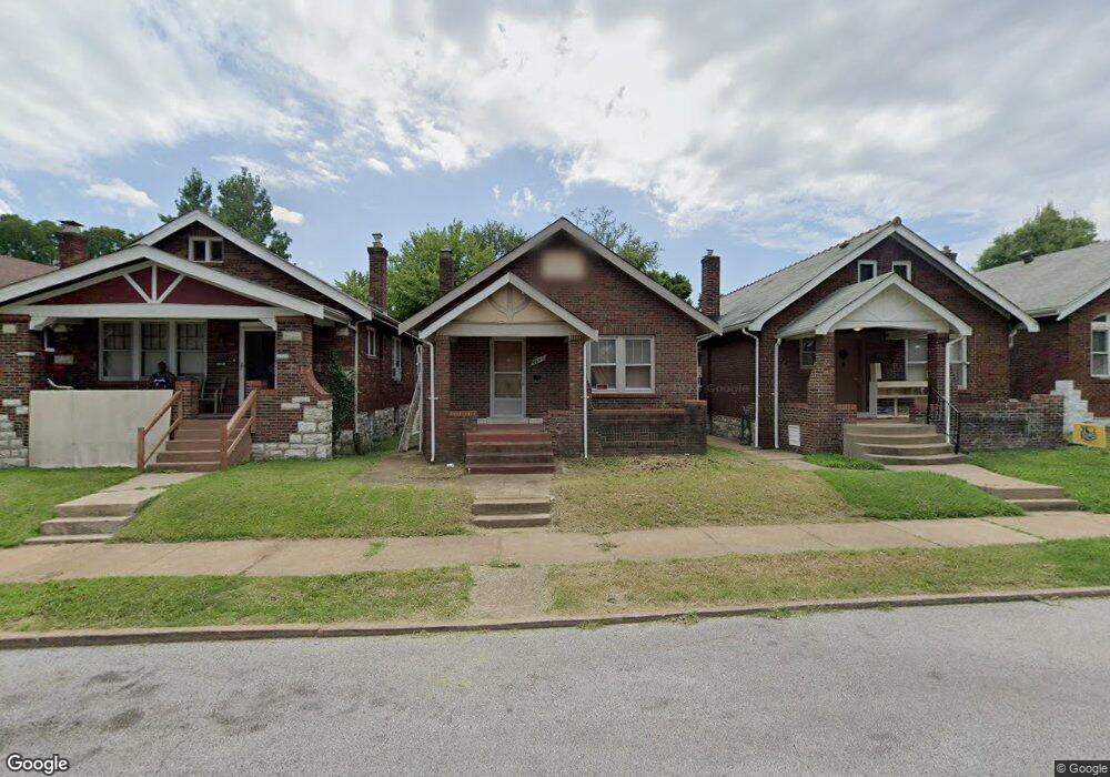 4662 Penrose St, Saint Louis, MO 63115 - photo 1