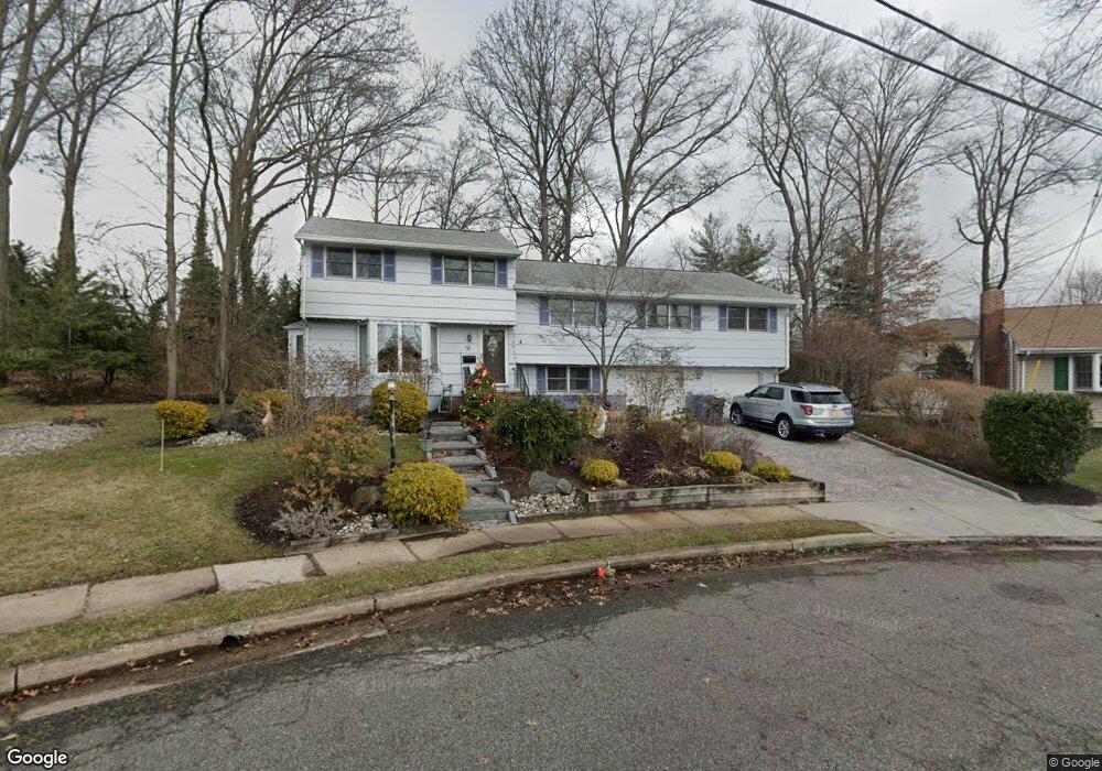 37 Salem Ct, Metuchen, NJ 08840 - photo 1