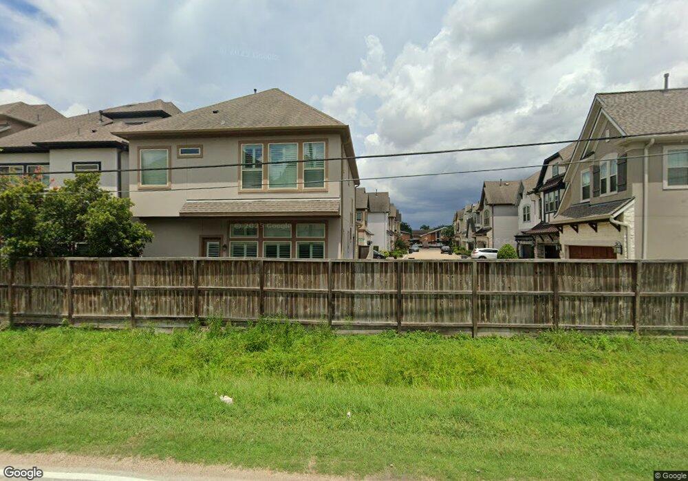 8608 Costmary Ln, Houston, TX 77055 - photo 1