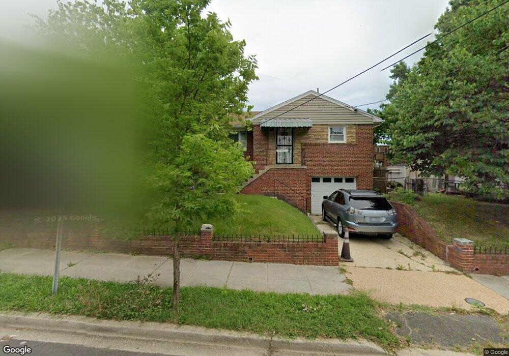 49 46th St NE, Washington, DC 20019 - photo 1