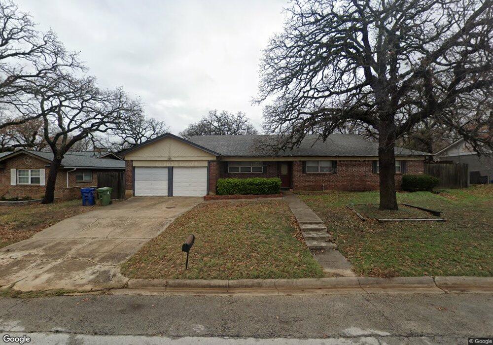 608 Plainview Dr, Hurst, TX 76054 - photo 1