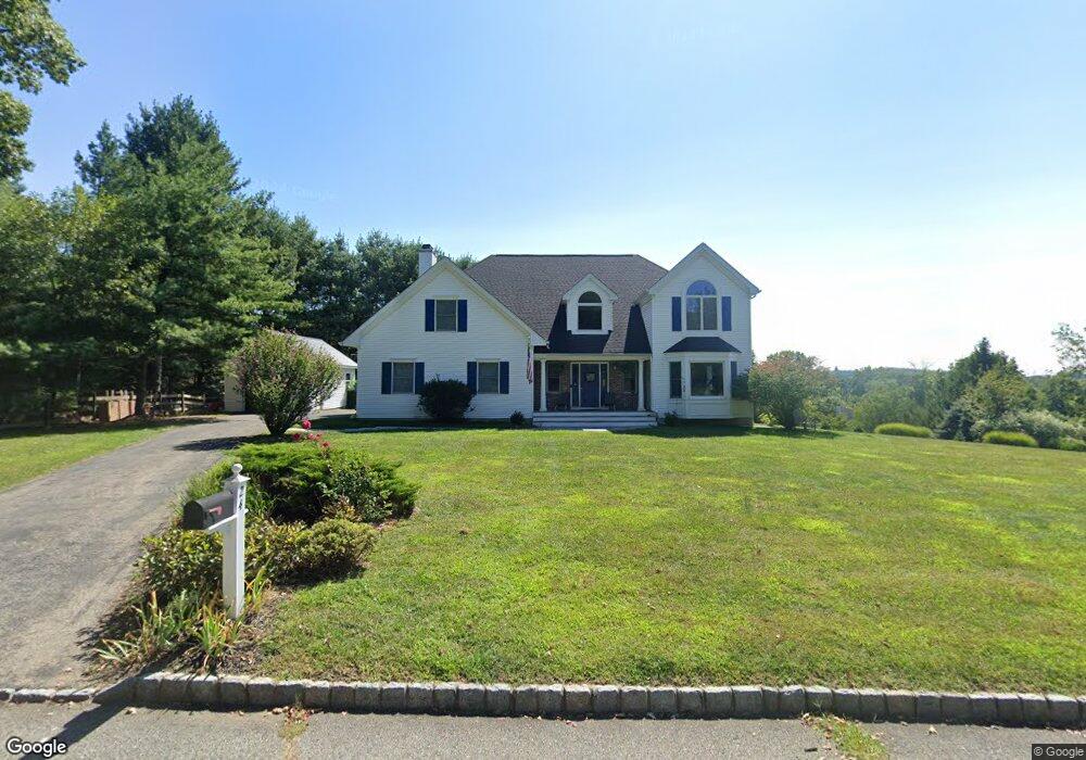 24 Foxfire Ln, Clinton, NJ 08809 - photo 1