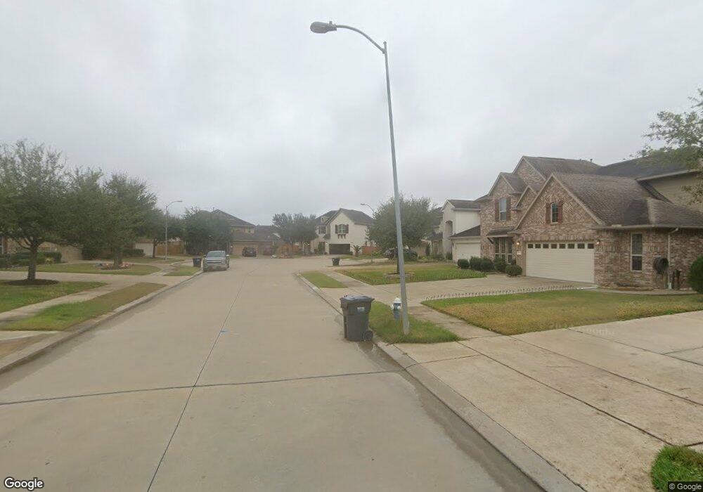 27703 Ashbrook Falls Ct, Fulshear, TX 77441 - photo 1
