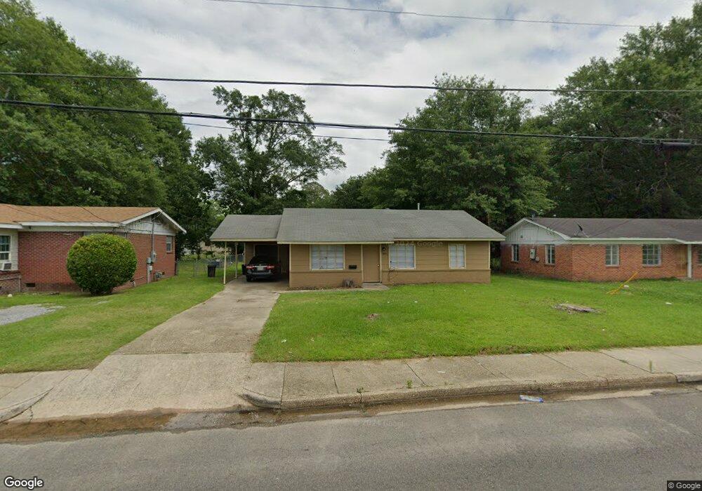 929 S 16th Ave, Laurel, MS 39440 - photo 1