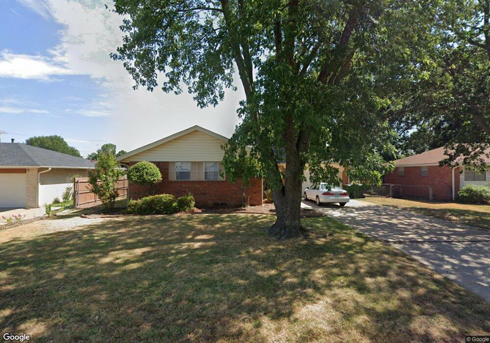 409 E Woods Ln, Claremore, OK 74017 - photo 1