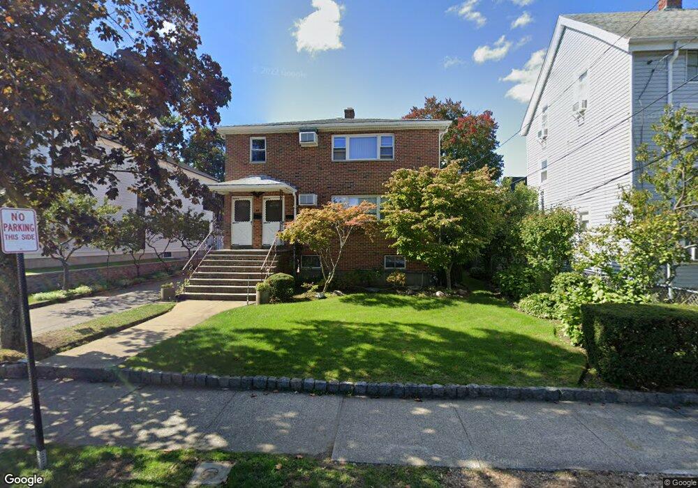 23 Dalby St unit 25, Newton, MA 02458 - photo 1