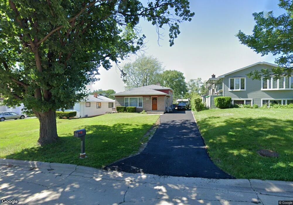 597 W Lorraine Ave, Elmhurst, IL 60126 - photo 1