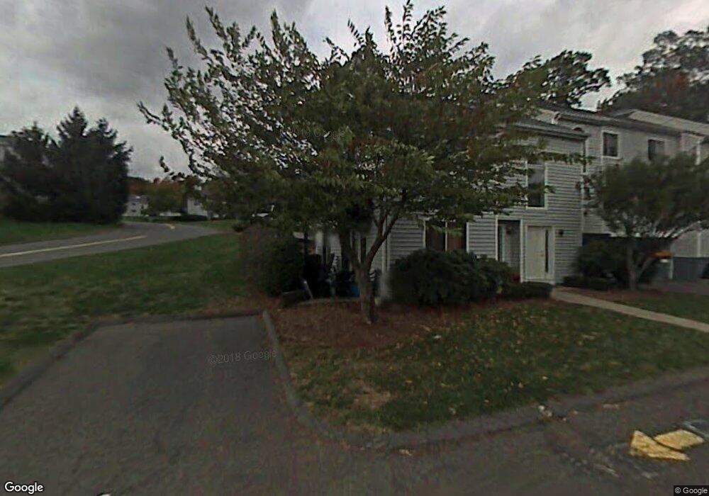 1 Brentmore Dr, Cromwell, CT 06416 - photo 1