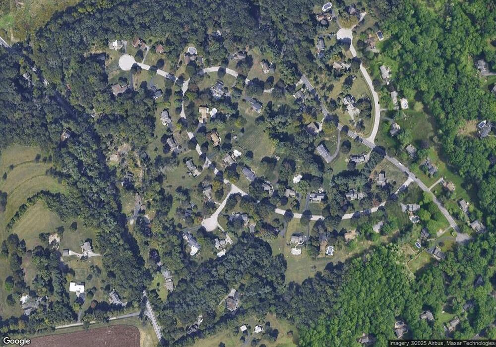 911 Pineview Dr, West Chester, PA 19380 - photo 1