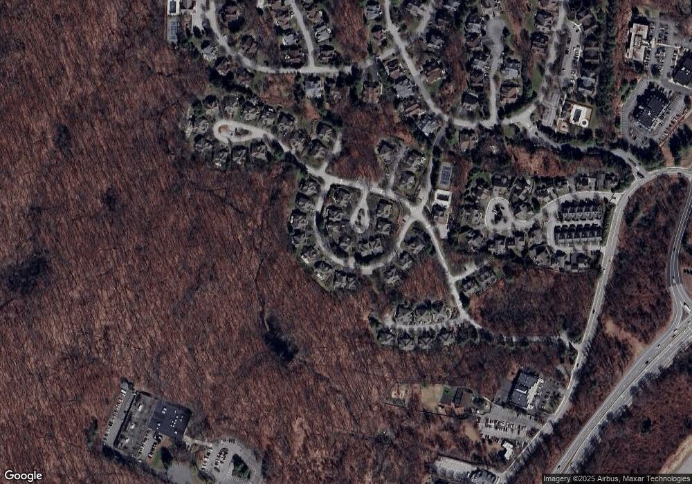 8 Juniper Ct, Armonk, NY 10504 - photo 1