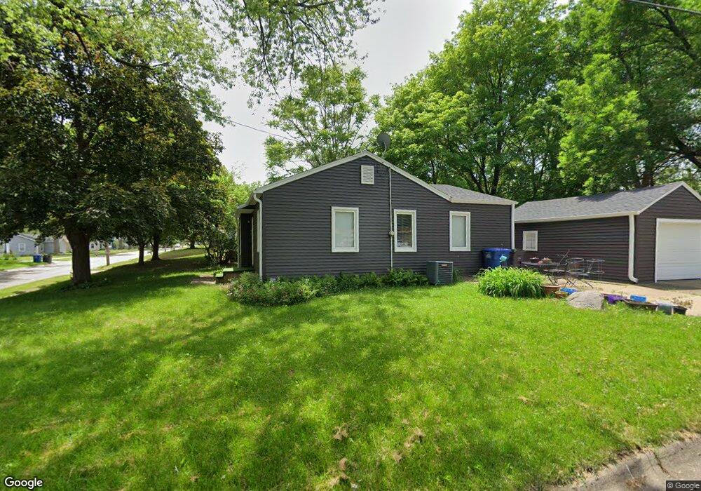 3944 51st St, Des Moines, IA 50310 - photo 1